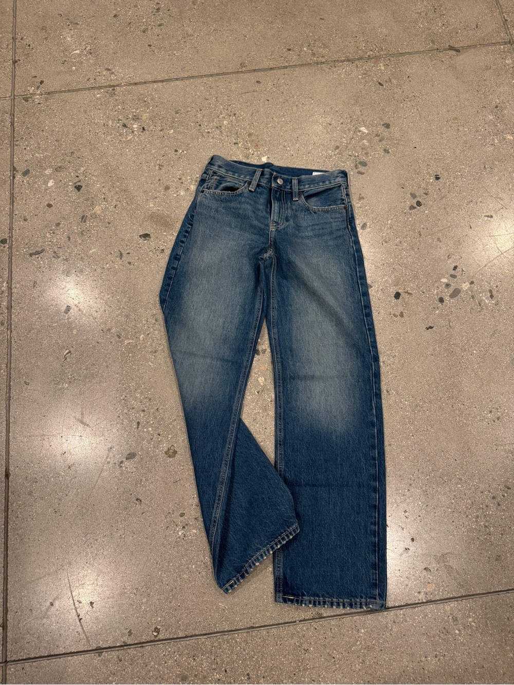 Hailey Bieber x Gap Jeans. New Never Worn.